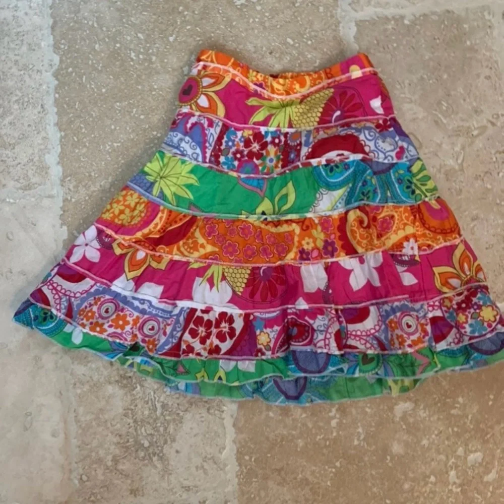 Girls floral skirt size 5yrs